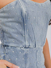 Load image into Gallery viewer, JUMPSUIT DENIM CON CRISTALES