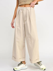 THE COOL KHAKI PANTS